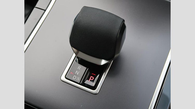 2024 認定中古車 Land Rover Range Rover Velar ザダルグレイ D200 ダイナミックSE