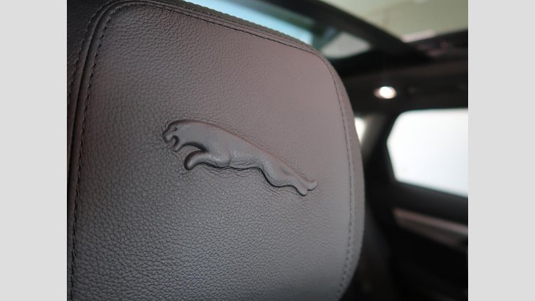 2022 認定中古車 Jaguar F-Pace Fuji White 250PS S