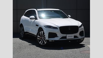 F-Pace 34