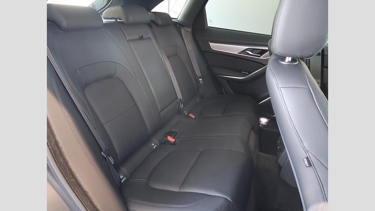 2022 認定中古車 Jaguar F-Pace Fuji White 250PS S