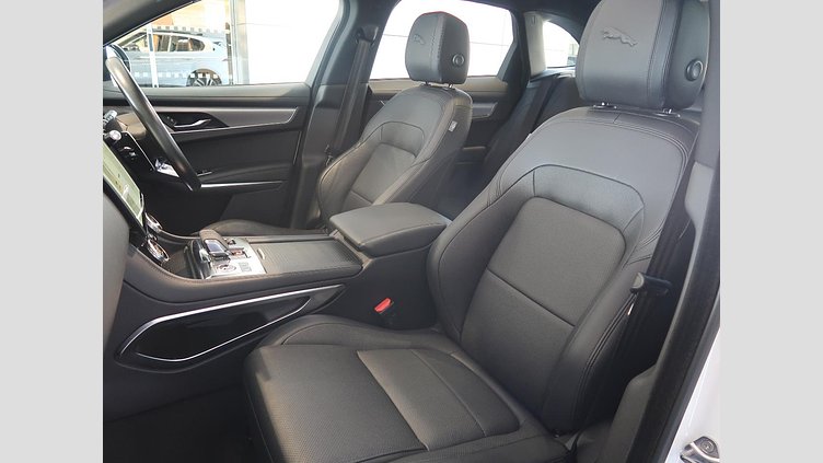 2022 認定中古車 Jaguar F-Pace Fuji White 250PS S