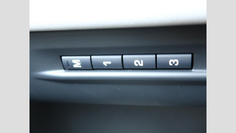 2024 認定中古車 Land Rover Range Rover Evoque Carpathian Grey D200 S