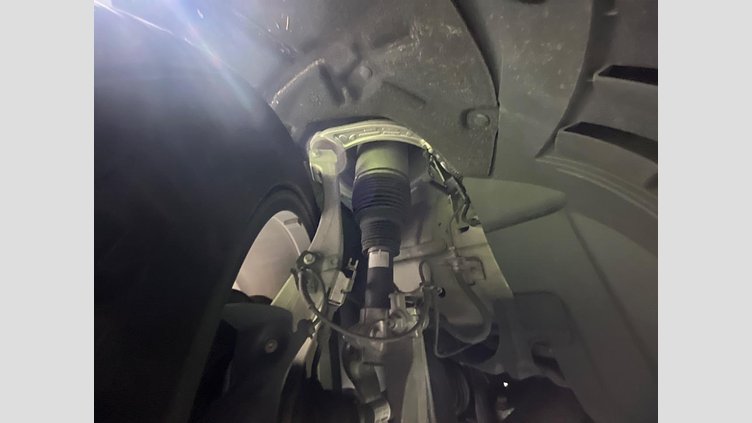 2023 認定中古車 Land Rover Defender 110 Gondwana Stone 4WD X　D300