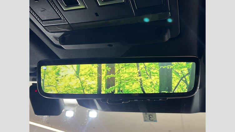 2023 認定中古車 Land Rover Defender 110 Gondwana Stone 4WD X　D300