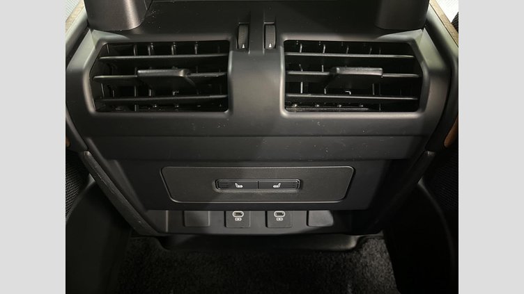 2023 認定中古車 Land Rover Defender 110 Gondwana Stone 4WD X　D300