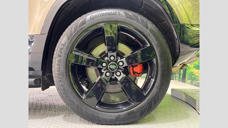 2023 認定中古車 Land Rover Defender 110 Gondwana Stone 4WD X　D300