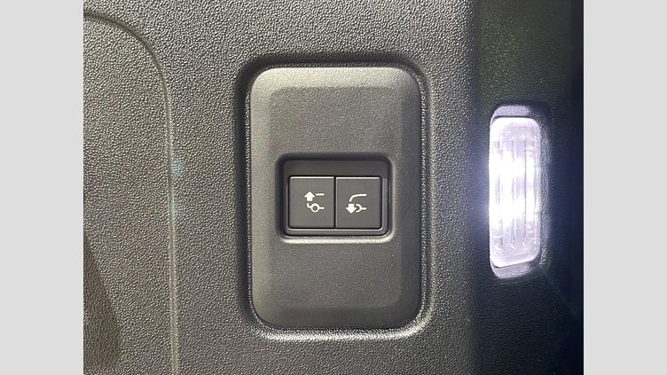 2023 認定中古車 Land Rover Defender 110 Gondwana Stone 4WD X　D300