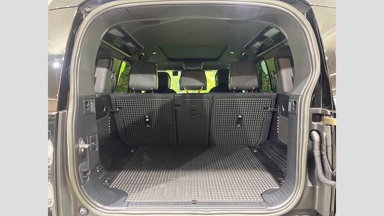 2023 認定中古車 Land Rover Defender 110 Gondwana Stone 4WD X　D300