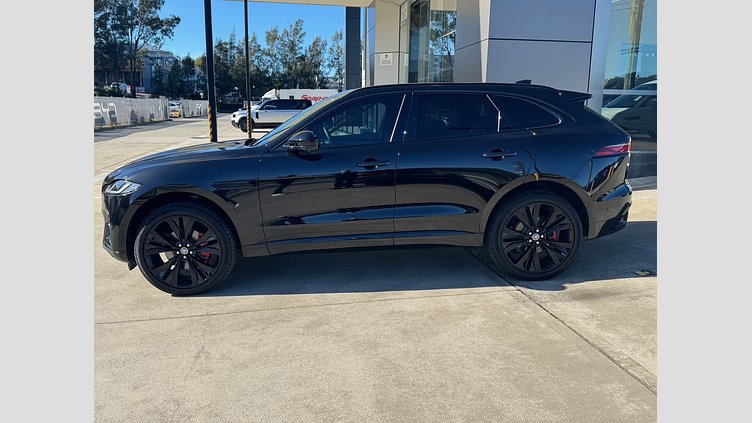 2024 Approved Jaguar F-Pace Santorini Black 2.0 I4 184kW Petrol R-Dynamic SE