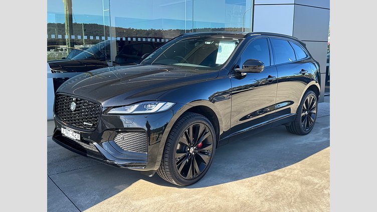 2024 Approved Jaguar F-Pace Santorini Black 2.0 I4 184kW Petrol R-Dynamic SE