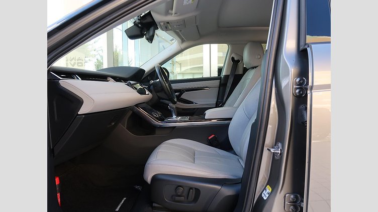 2019 認定中古車 Land Rover Range Rover Evoque Silicon Silver ガソリン
 SE