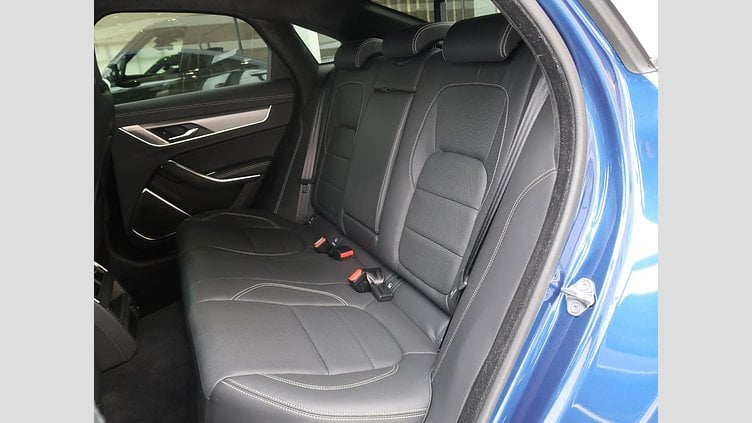 2022 認定中古車 Jaguar XF Bluefire Blue ガソリン Ｒ－ダイナミック ＨＳＥ Ｐ２５０