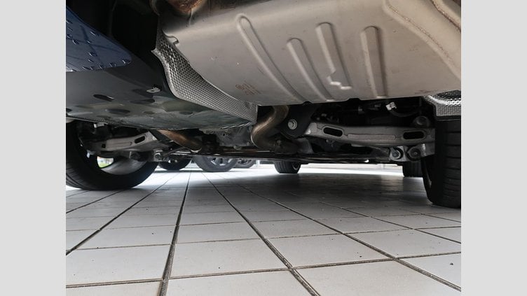 2022 認定中古車 Jaguar XF Bluefire Blue ガソリン Ｒ－ダイナミック ＨＳＥ Ｐ２５０