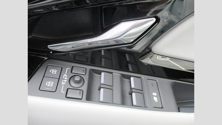 2025 認定中古車 Land Rover Range Rover Evoque Fuji White PHEV Autobiography