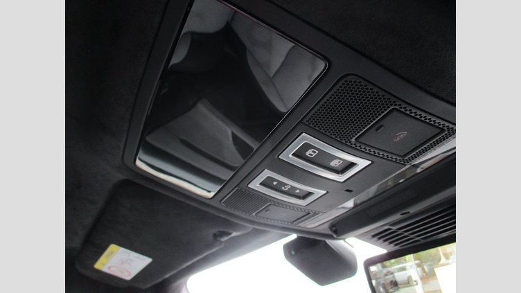 2025 認定中古車 Land Rover Range Rover Evoque Fuji White PHEV Autobiography