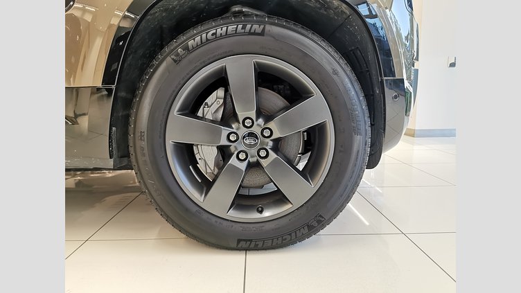 2023 認定中古車 Land Rover Defender 110 Gondwana Stone 3.0L　ディーゼルターボ XダイナミックSE　D300