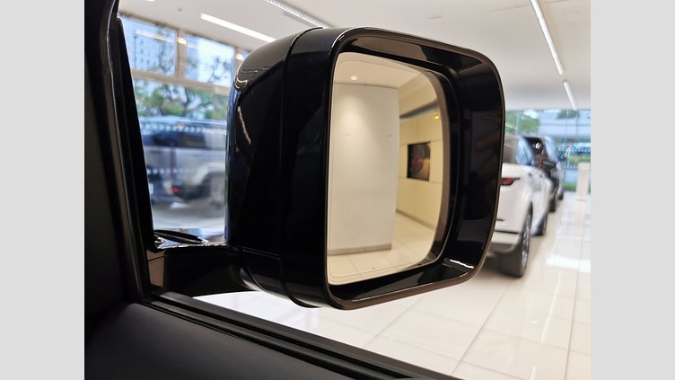 2023 認定中古車 Land Rover Defender 110 Gondwana Stone 3.0L　ディーゼルターボ XダイナミックSE　D300