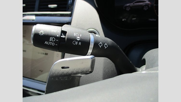 2023 認定中古車 Jaguar E-Pace Carpathian Grey 2.0ガソリン R-Dynamic SE