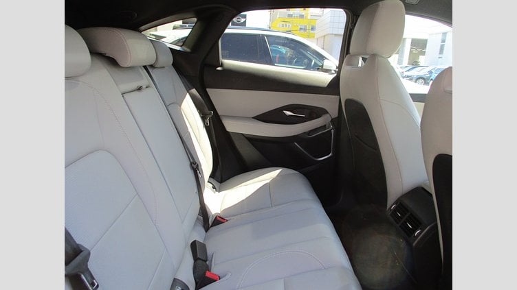 2023 認定中古車 Jaguar E-Pace Carpathian Grey 2.0ガソリン R-Dynamic SE