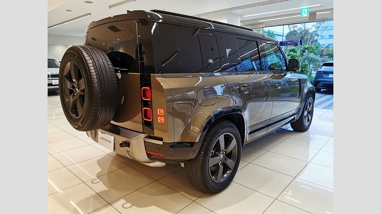 2023 認定中古車 Land Rover Defender 110 Gondwana Stone 3.0L　ディーゼルターボ XダイナミックSE　D300