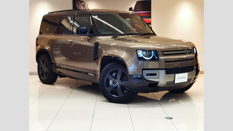 2023 認定中古車 Land Rover Defender 110 Gondwana Stone 3.0L　ディーゼルターボ XダイナミックSE　D300