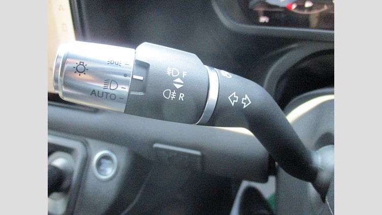 2021 認定中古車 Land Rover Defender 110 Santorini Black D300 X-Dynamic SE