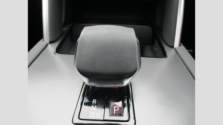 2024 認定中古車 Land Rover Discovery Sport Fuji White PHEV Dynamic HSE