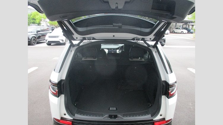 2024 認定中古車 Land Rover Discovery Sport Fuji White PHEV Dynamic HSE