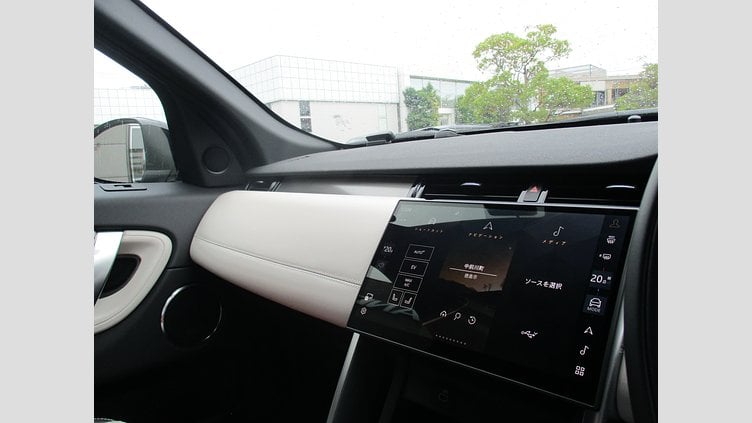 2024 認定中古車 Land Rover Discovery Sport Fuji White PHEV Dynamic HSE