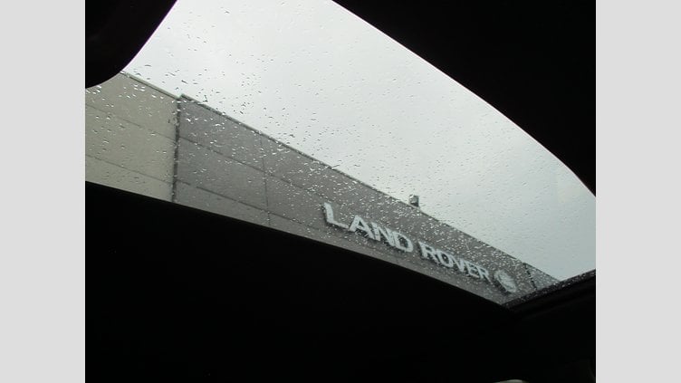 2024 認定中古車 Land Rover Discovery Sport Fuji White PHEV Dynamic HSE