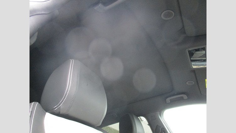 2024 認定中古車 Land Rover Discovery Sport Fuji White PHEV Dynamic HSE