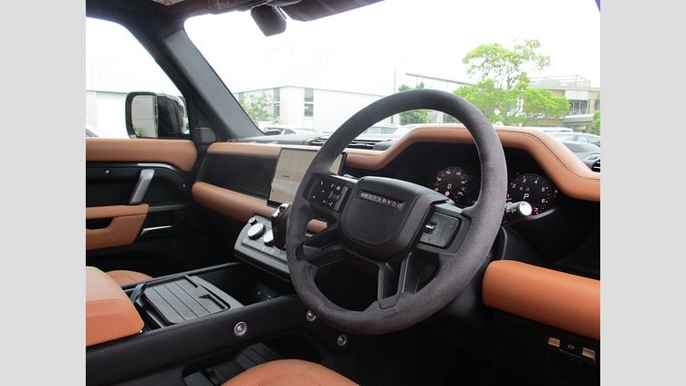 2024 認定中古車 Land Rover Defender 110 Carpathian Grey 5.0P X V8