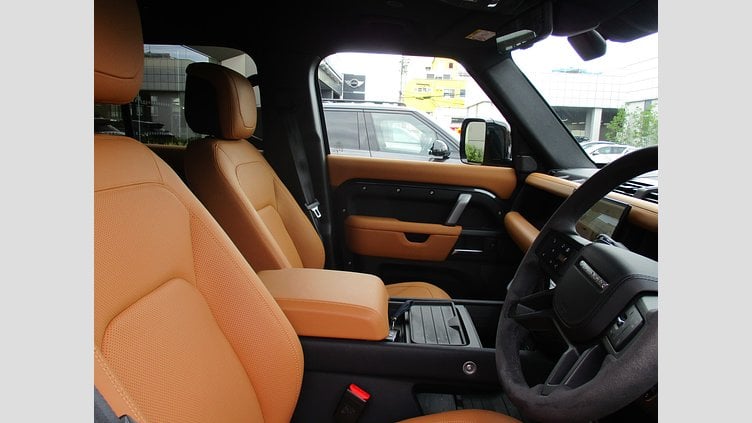 2024 認定中古車 Land Rover Defender 110 Carpathian Grey 5.0P X V8