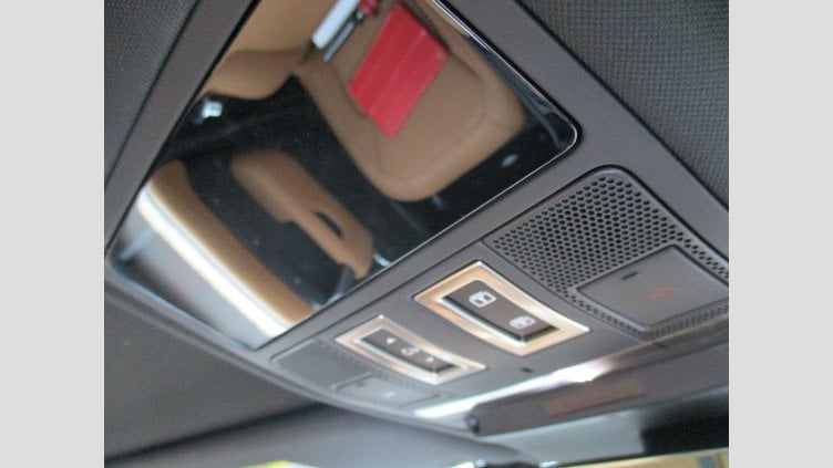 2024 認定中古車 Land Rover Defender 110 Carpathian Grey 5.0P X V8