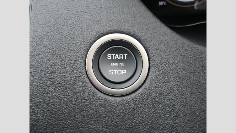 2024 認定中古車 Jaguar E-Pace Fuji White D204 R-Dynamic SE