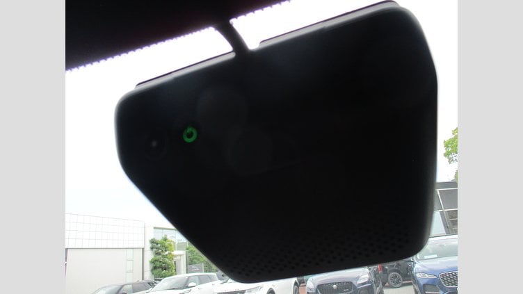 2024 認定中古車 Jaguar E-Pace Fuji White D204 R-Dynamic SE