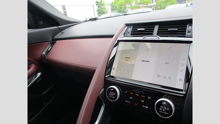 2024 認定中古車 Jaguar E-Pace Fuji White D204 R-Dynamic SE