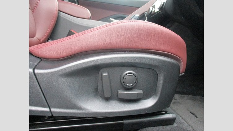 2024 認定中古車 Jaguar E-Pace Fuji White D204 R-Dynamic SE