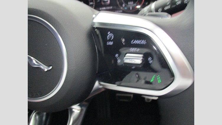 2024 認定中古車 Jaguar E-Pace Fuji White D204 R-Dynamic SE