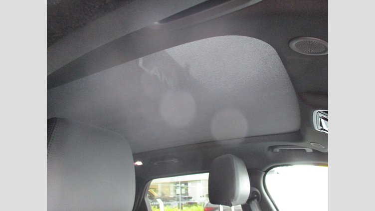 2024 認定中古車 Land Rover Range Rover Velar Fuji White PHEV Dynamic SE