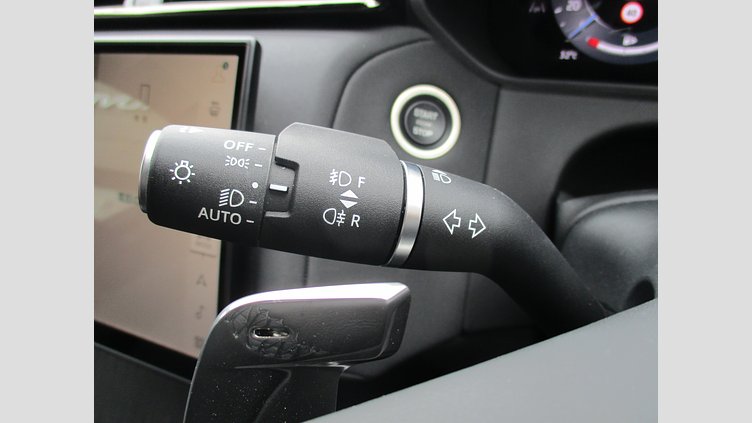 2024 認定中古車 Land Rover Range Rover Velar Fuji White PHEV Dynamic SE