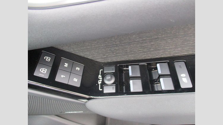 2024 認定中古車 Land Rover Range Rover Velar Fuji White PHEV Dynamic SE