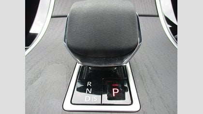 Range Rover Velar 15