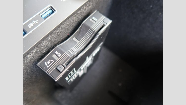 2018 認定中古車 Jaguar E-Pace Yulong White ガソリン Ｓ ２５０ＰＳ