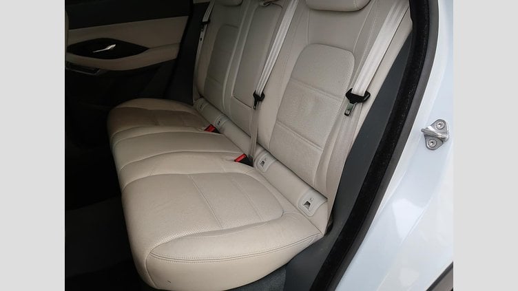 2018 認定中古車 Jaguar E-Pace Yulong White ガソリン Ｓ ２５０ＰＳ