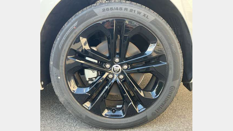 2024 認定中古車 Jaguar F-Pace Ostuni Pearl White D200 RダイナミックSE