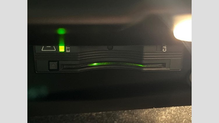 2021 認定中古車 Jaguar F-Pace Bluefire 4WD S  D200