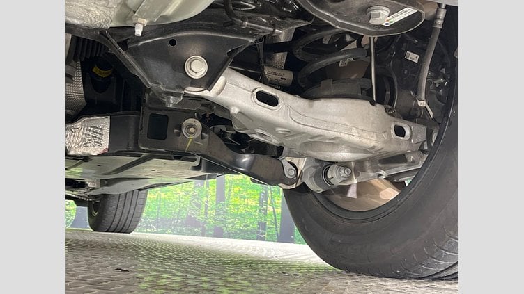 2021 認定中古車 Jaguar F-Pace Bluefire 4WD S  D200