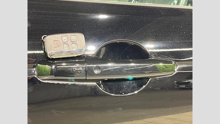 2019 認定中古車 Land Rover Discovery Sport Narvik Black ４WD ランドマークエディション