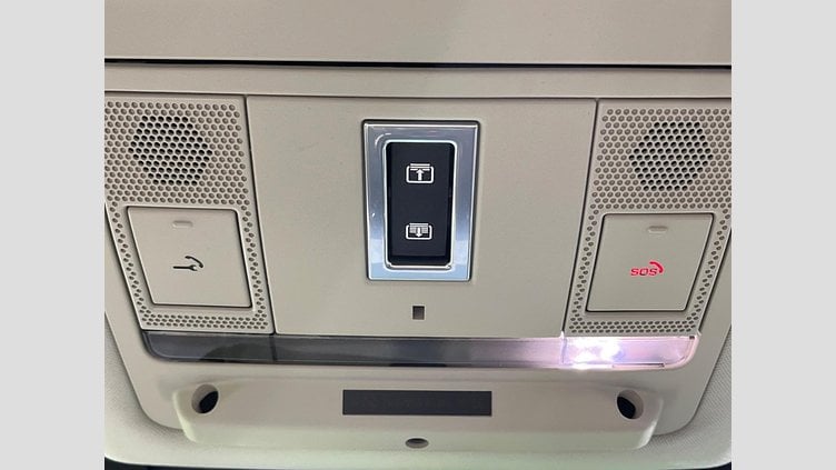 2020 認定中古車 Land Rover Discovery Sport Byron Blue ４WD S　180PS